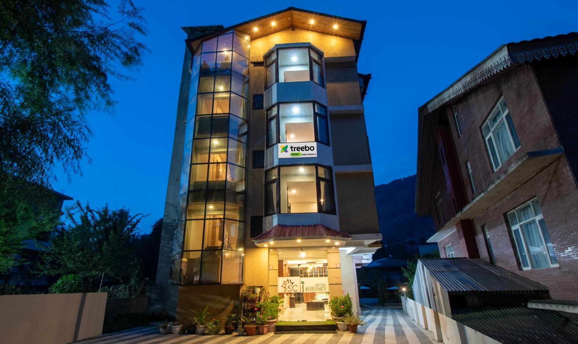 Hotel Ambika Residency, Near Hidimba Devi Temple à Manāli Extérieur photo